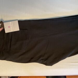 Athleta Women’s Classic Black Leggings